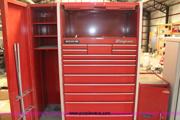 image for item X9497 Snap-On toolbox