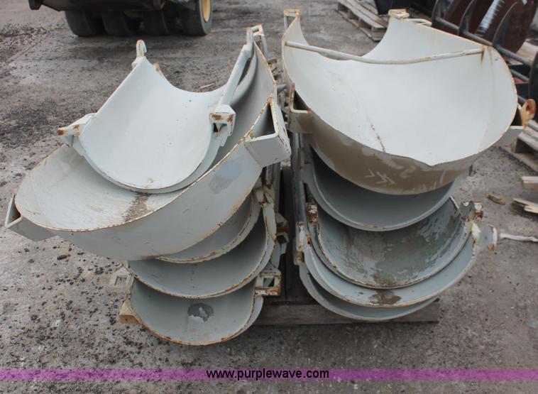 image for item AH9093 Assorted length concrete mixer body chutes