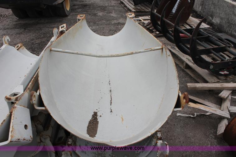 image for item AH9093 Assorted length concrete mixer body chutes