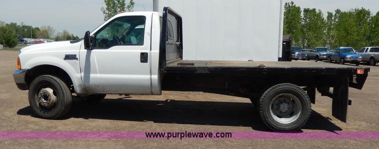 image for item D8081 2000 Ford F450 XLT Super Duty flatbed truck