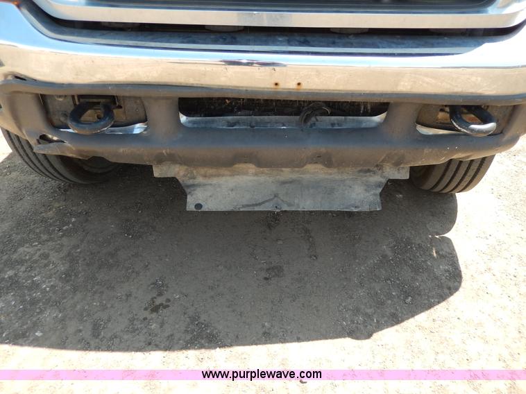 image for item D8081 2000 Ford F450 XLT Super Duty flatbed truck