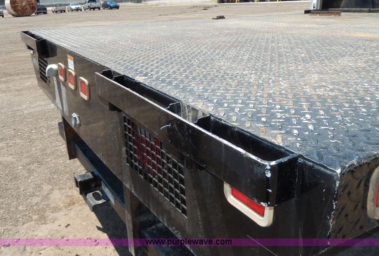 image for item D8081 2000 Ford F450 XLT Super Duty flatbed truck