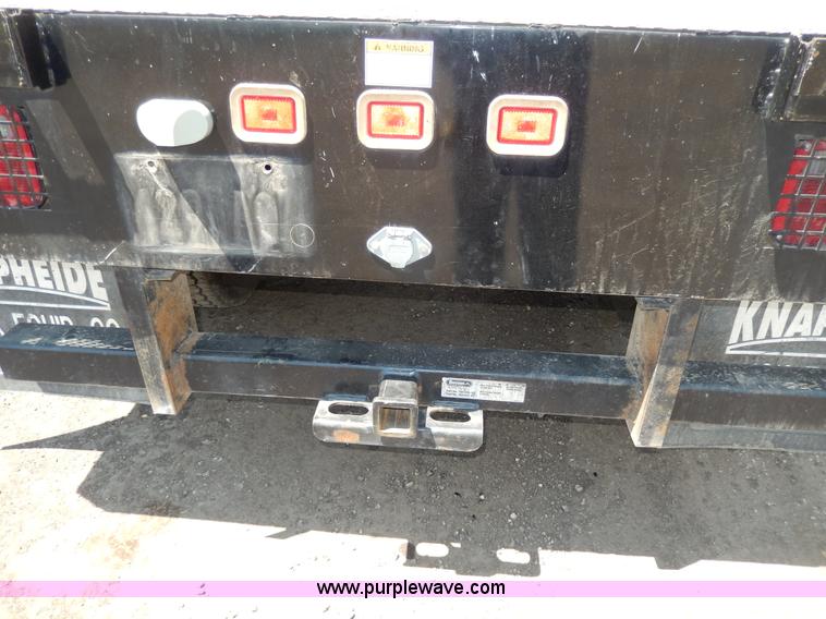 image for item D8081 2000 Ford F450 XLT Super Duty flatbed truck