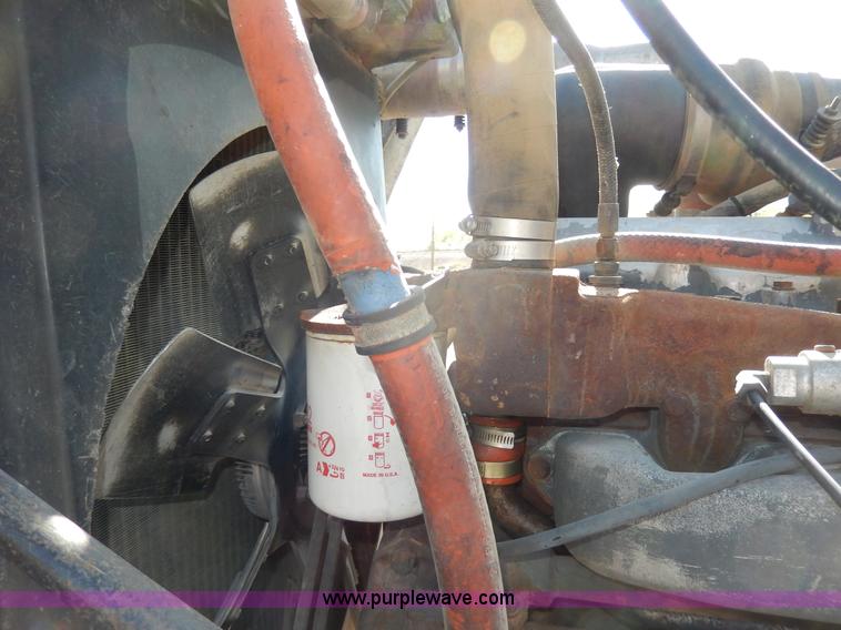 image for item D8169 1986 Mack RS686LS barrel dump truck