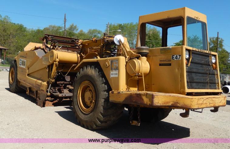 image for item D8170 1976 Caterpillar 613B scraper