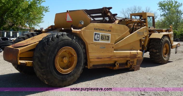 image for item D8170 1976 Caterpillar 613B scraper