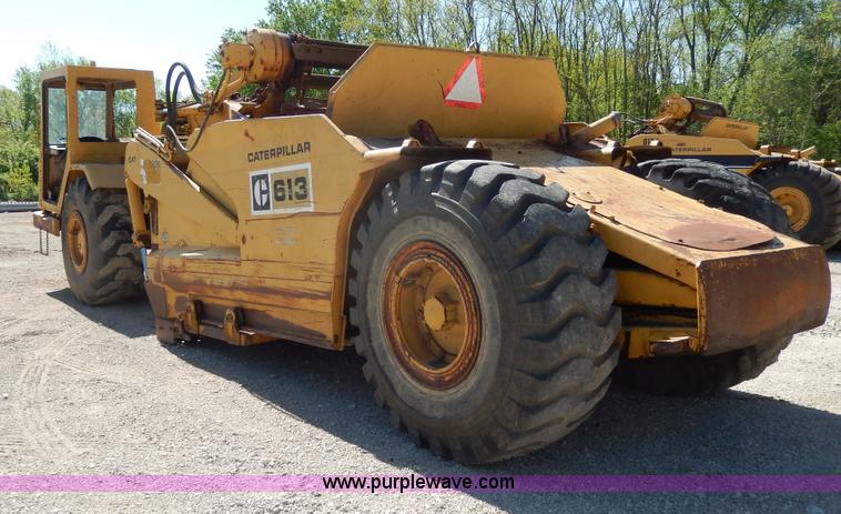 image for item D8170 1976 Caterpillar 613B scraper