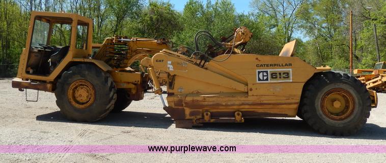 image for item D8170 1976 Caterpillar 613B scraper