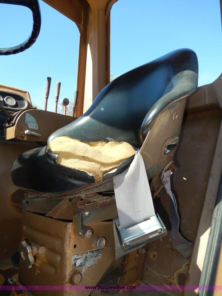 image for item D8170 1976 Caterpillar 613B scraper