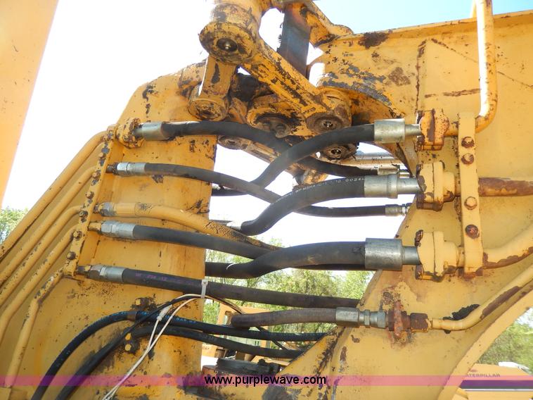 image for item D8170 1976 Caterpillar 613B scraper