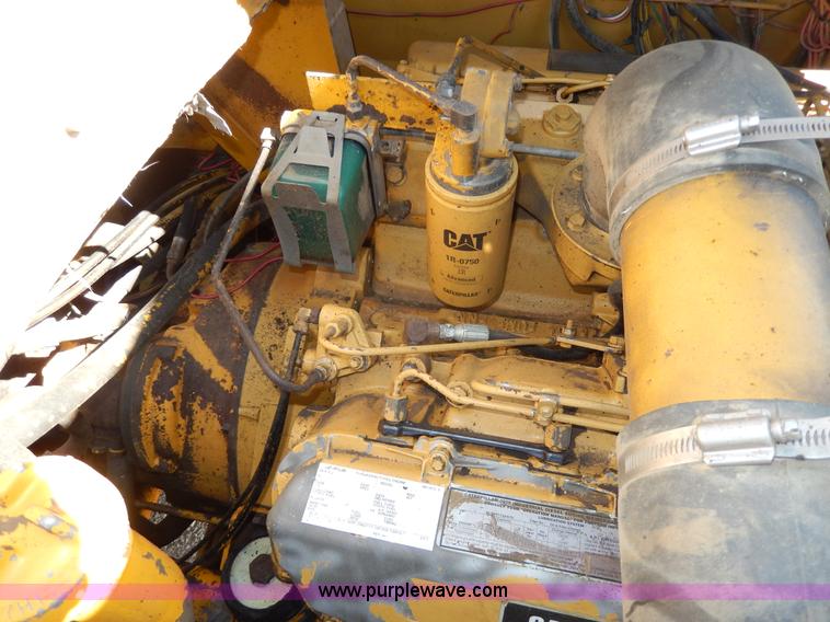image for item D8170 1976 Caterpillar 613B scraper