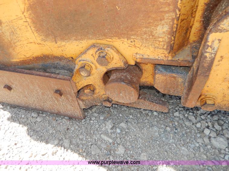 image for item D8170 1976 Caterpillar 613B scraper