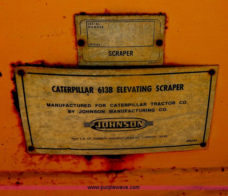 image for item D8170 1976 Caterpillar 613B scraper