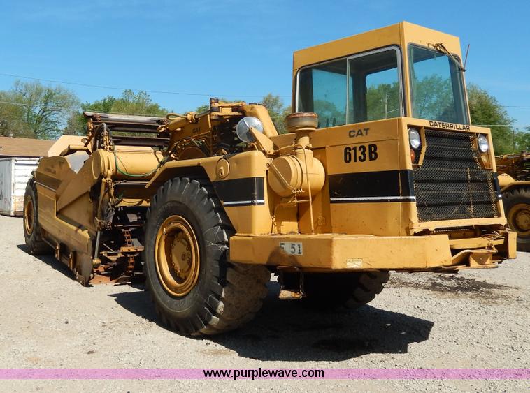 image for item D8171 1979 Caterpillar 613B scraper