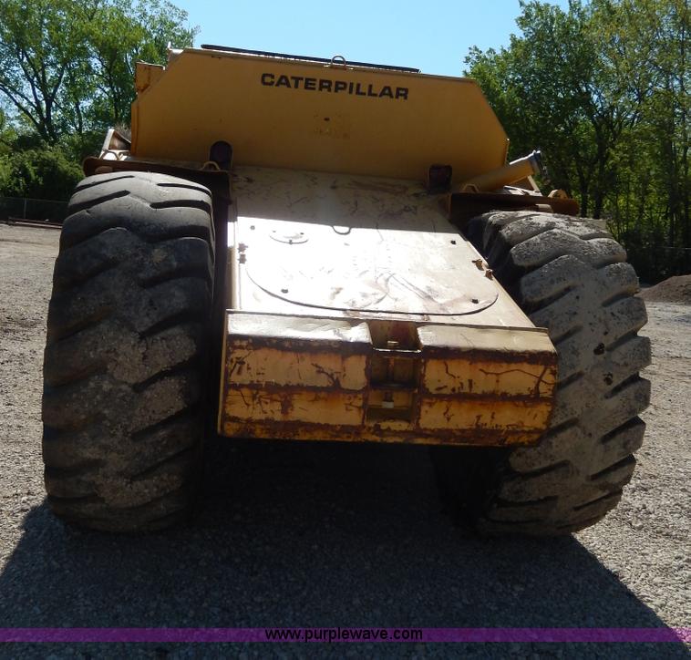 image for item D8171 1979 Caterpillar 613B scraper
