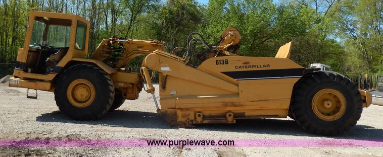 image for item D8171 1979 Caterpillar 613B scraper