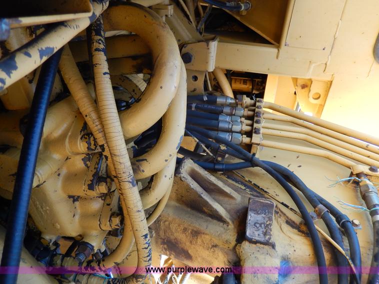 image for item D8171 1979 Caterpillar 613B scraper