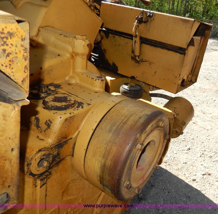 image for item D8171 1979 Caterpillar 613B scraper