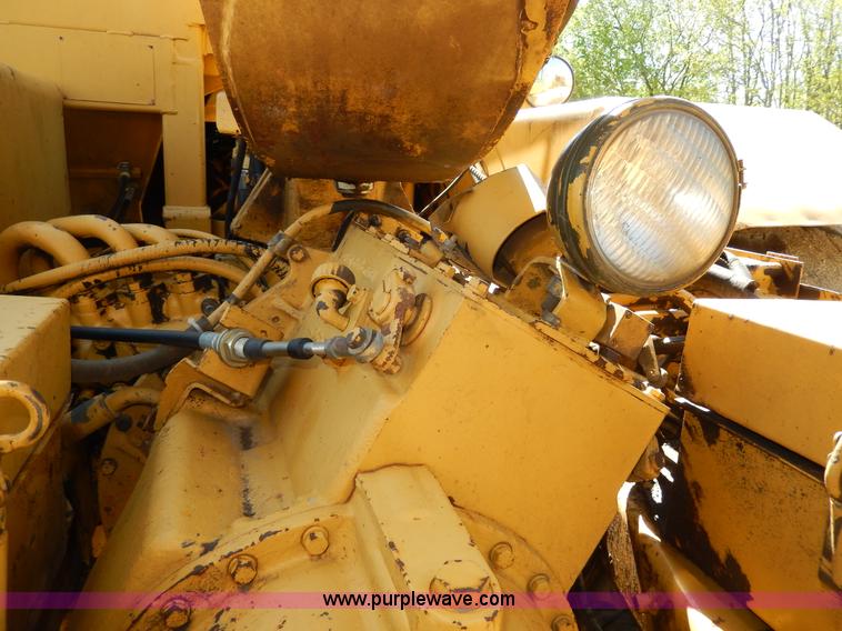 image for item D8171 1979 Caterpillar 613B scraper