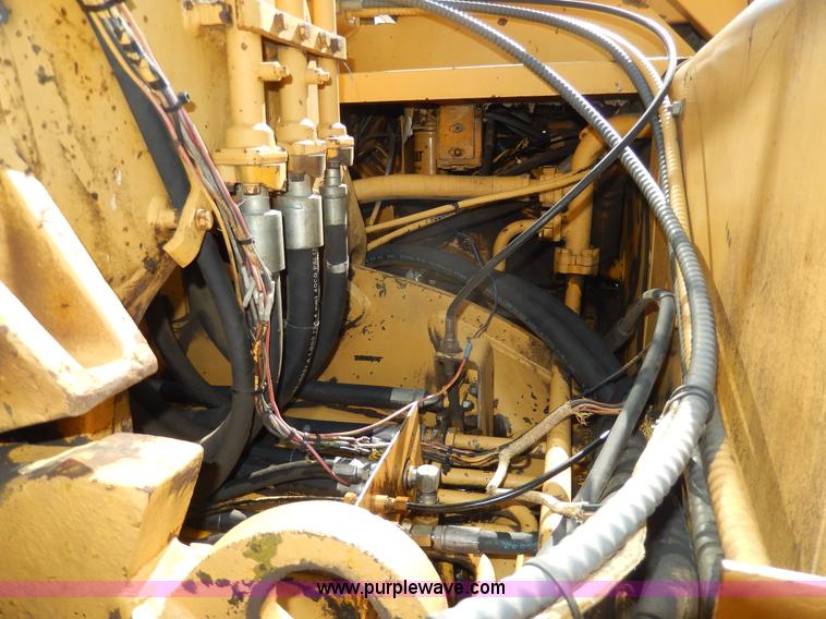 image for item D8171 1979 Caterpillar 613B scraper