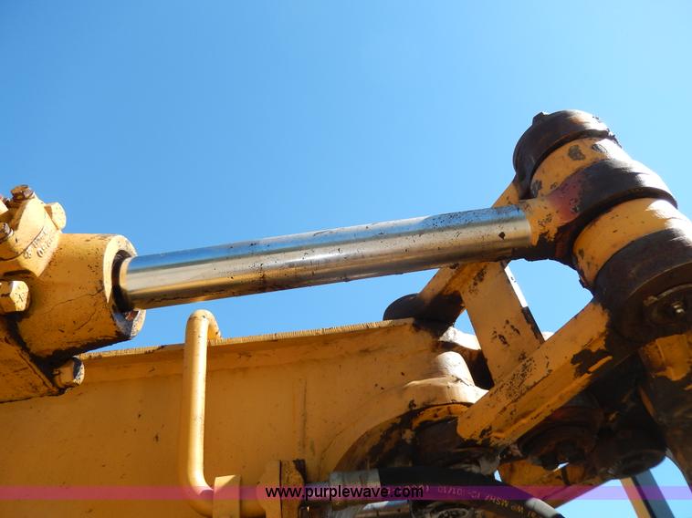 image for item D8171 1979 Caterpillar 613B scraper