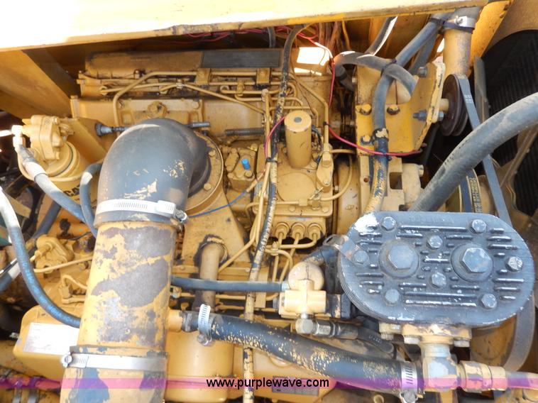 image for item D8171 1979 Caterpillar 613B scraper