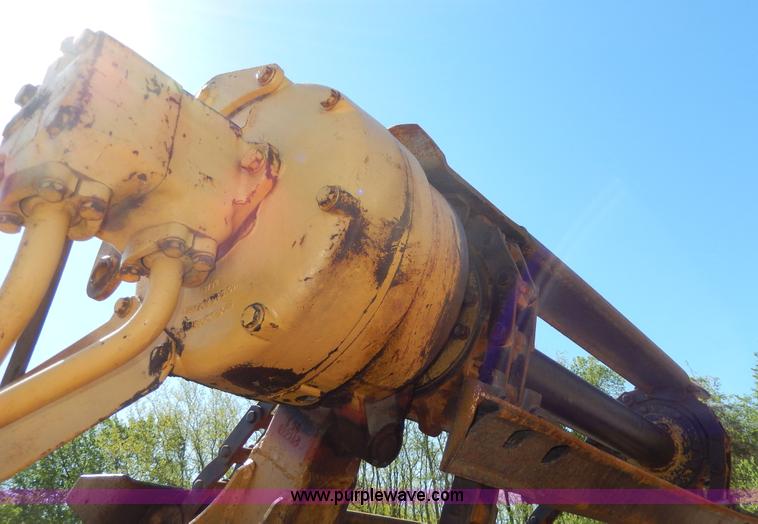 image for item D8171 1979 Caterpillar 613B scraper