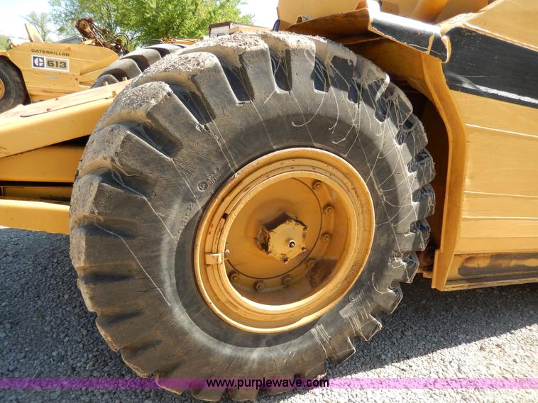 image for item D8171 1979 Caterpillar 613B scraper