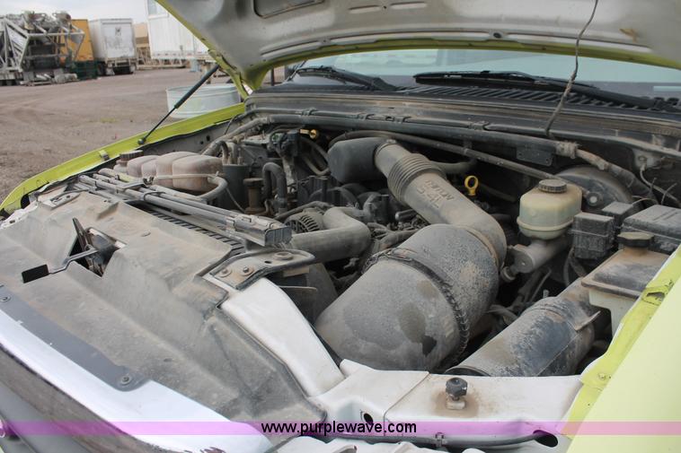 image for item D8341 2001 Ford F250 Super Duty XLT SuperCab pickup truck