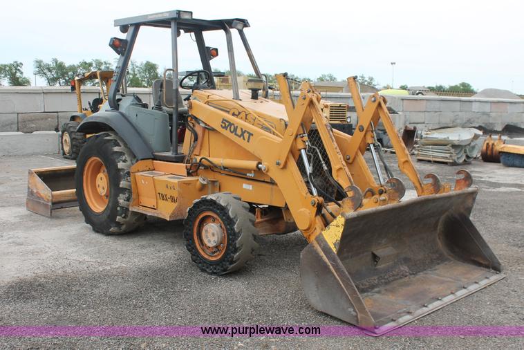 image for item D8342 1996 Case 570L XT Construction King landscape loader