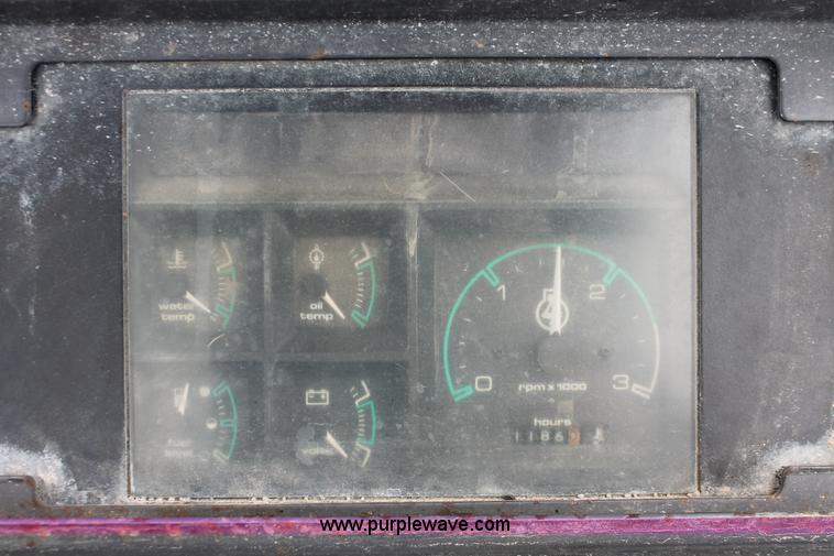 image for item D8342 1996 Case 570L XT Construction King landscape loader