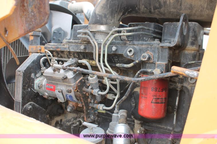 image for item D8342 1996 Case 570L XT Construction King landscape loader