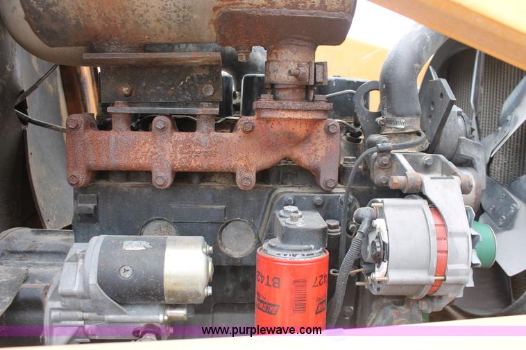 image for item D8342 1996 Case 570L XT Construction King landscape loader