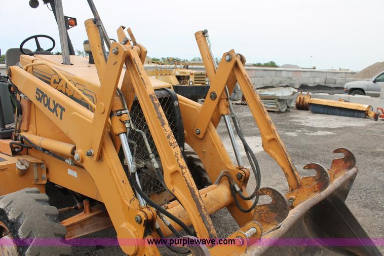 image for item D8342 1996 Case 570L XT Construction King landscape loader
