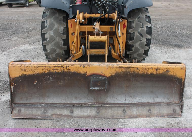 image for item D8342 1996 Case 570L XT Construction King landscape loader