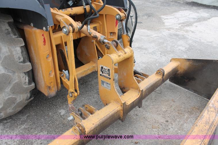 image for item D8342 1996 Case 570L XT Construction King landscape loader