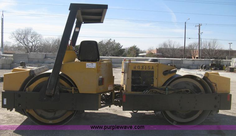 image for item E3314 1997 Hyster Hypac C766B articulated vibratory smooth drum roller