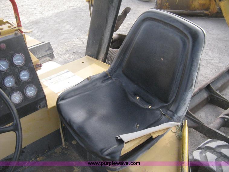 image for item E3314 1997 Hyster Hypac C766B articulated vibratory smooth drum roller