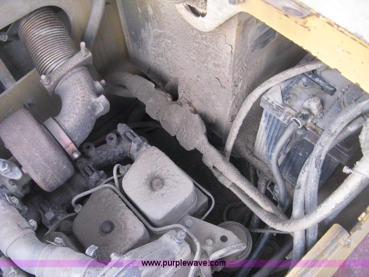 image for item E3314 1997 Hyster Hypac C766B articulated vibratory smooth drum roller