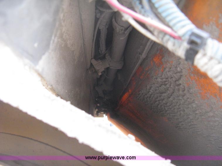 image for item E3314 1997 Hyster Hypac C766B articulated vibratory smooth drum roller