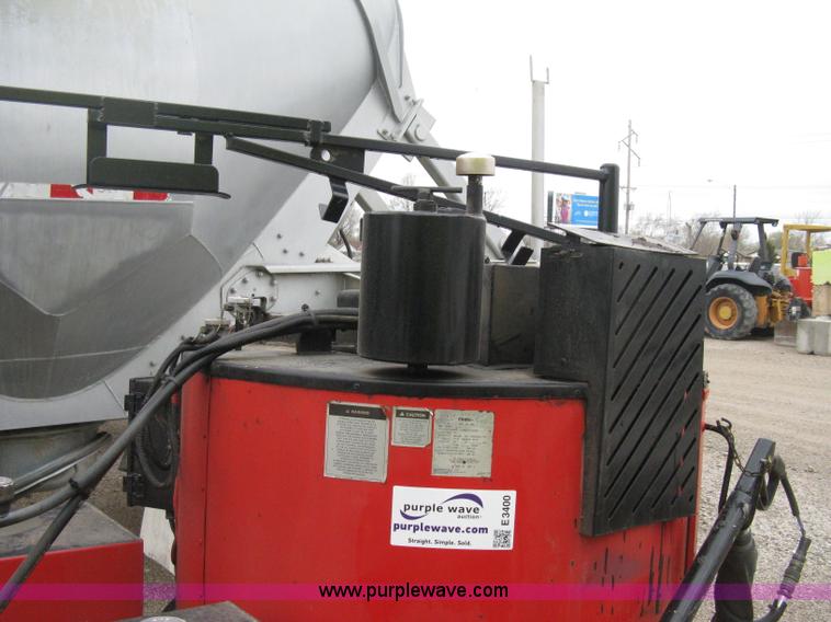 image for item E3400 2003 Crafco SS125 hot melter applicator