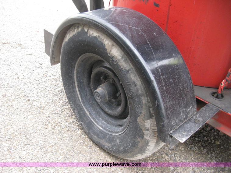 image for item E3400 2003 Crafco SS125 hot melter applicator