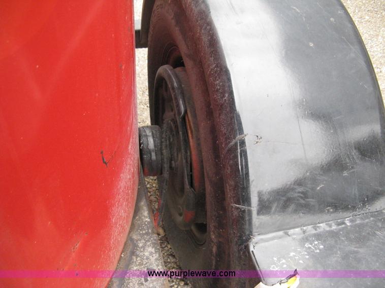 image for item E3400 2003 Crafco SS125 hot melter applicator