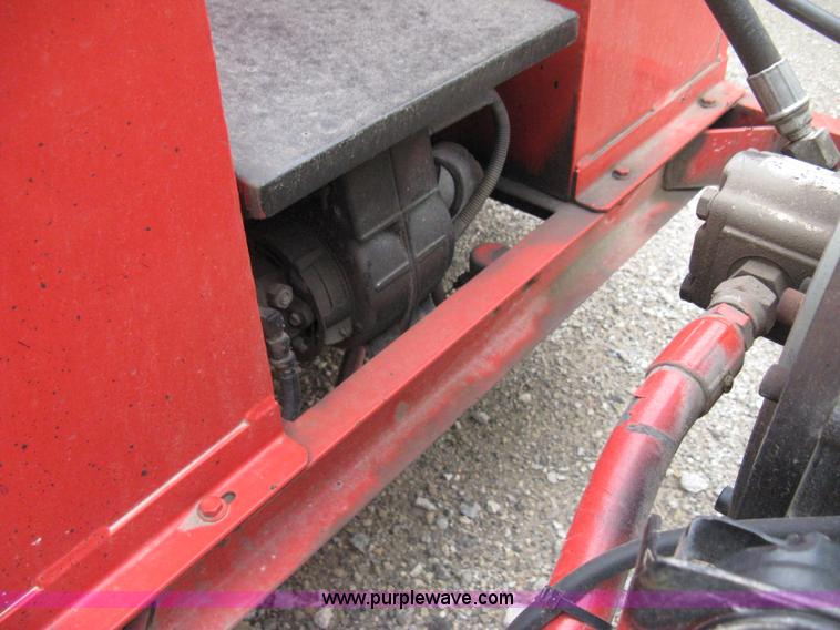 image for item E3400 2003 Crafco SS125 hot melter applicator