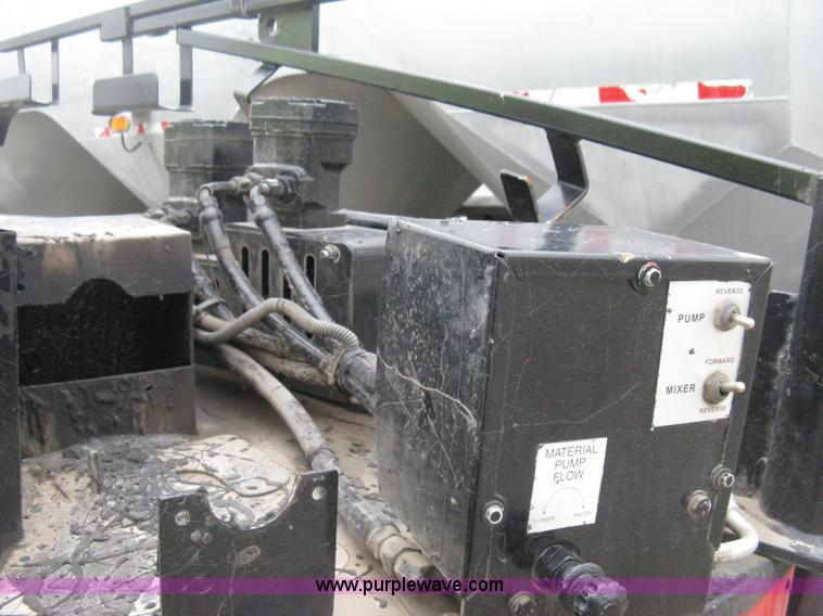 image for item E3400 2003 Crafco SS125 hot melter applicator