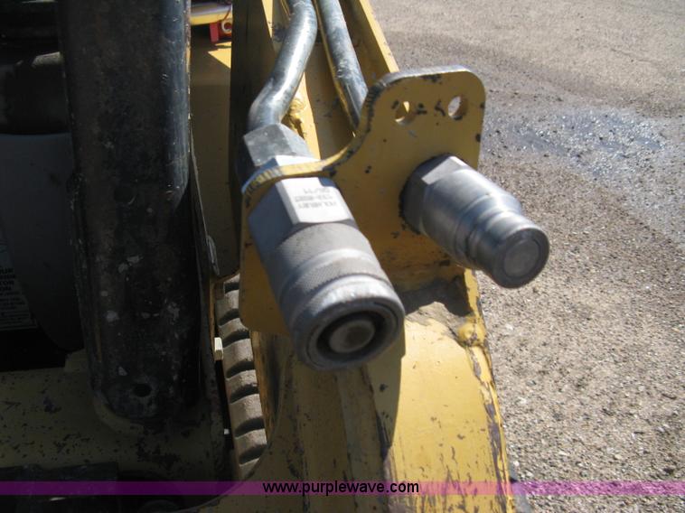 image for item E3435 2002 Caterpillar 257 skid steer