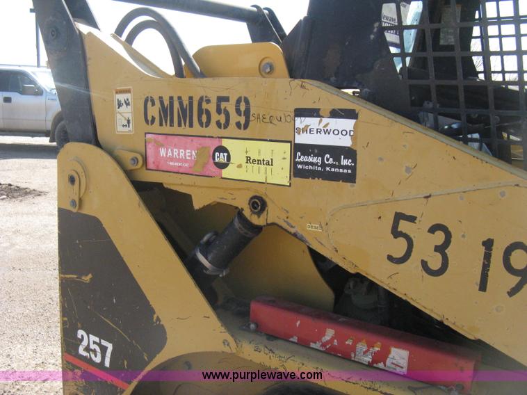 image for item E3435 2002 Caterpillar 257 skid steer
