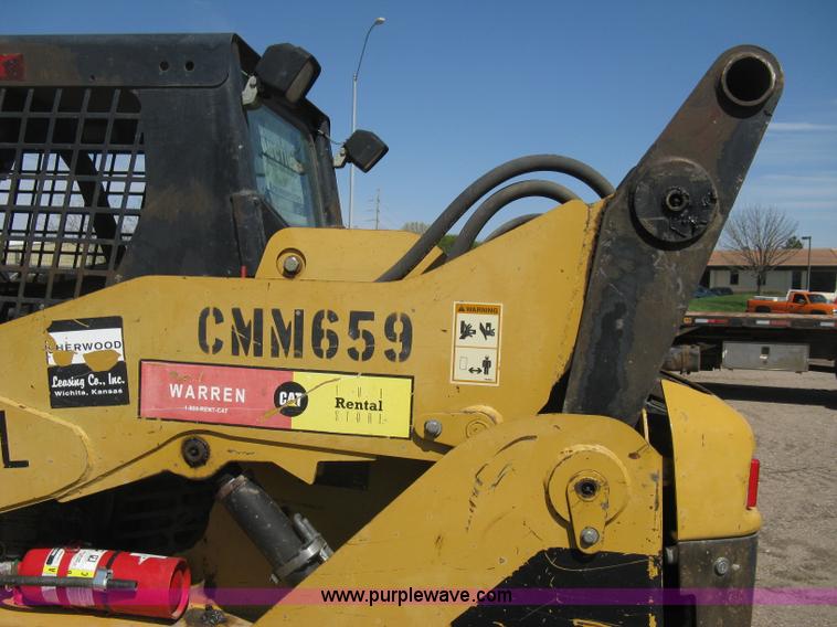 image for item E3435 2002 Caterpillar 257 skid steer