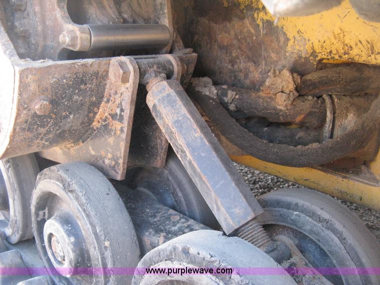 image for item E3435 2002 Caterpillar 257 skid steer