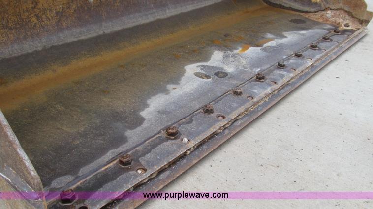 image for item E3926 2004 Case 60XT skid steer